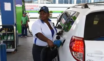 Varios combustibles bajarán de precios y subirán RD$5 al avtur