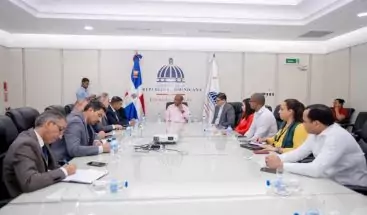 Irak expresa interés de cooperar con República Dominicana en el área de hidrocarburos
