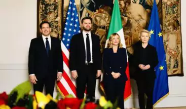 El vicepresidente de EE.UU., JD Vance, y la presidenta de la Comisión Europa Von der Leyen, en Roma